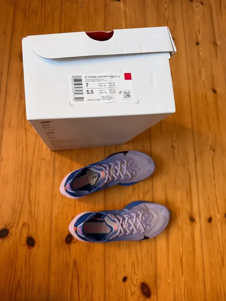 Used Nike ZoomX Vaporfly Next% 4 bike — image 8 of 8