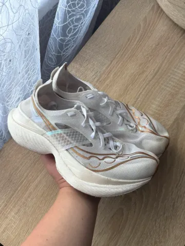 Used Saucony Endorphin Elite Running Shoes