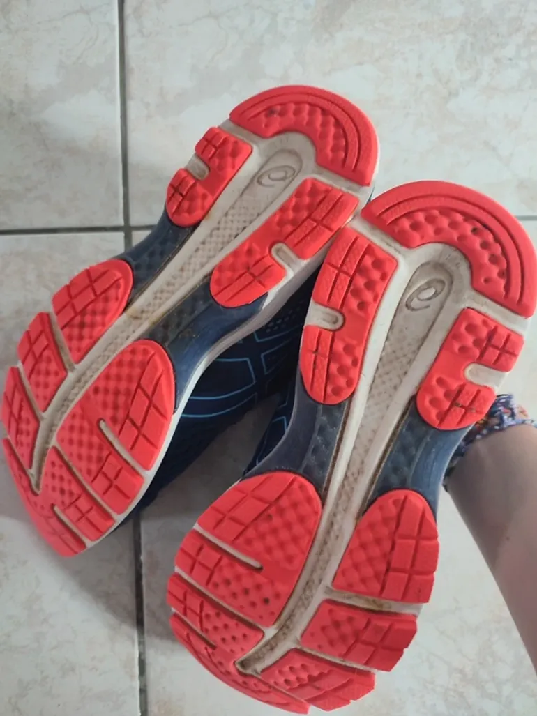 Tweedehands Asics Baskets de sport bike — afbeelding 4 van 4