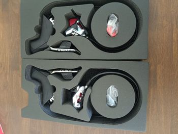 Sram Red Shifter Pair with Calibers 2024 Drivetrain & Pedals usato