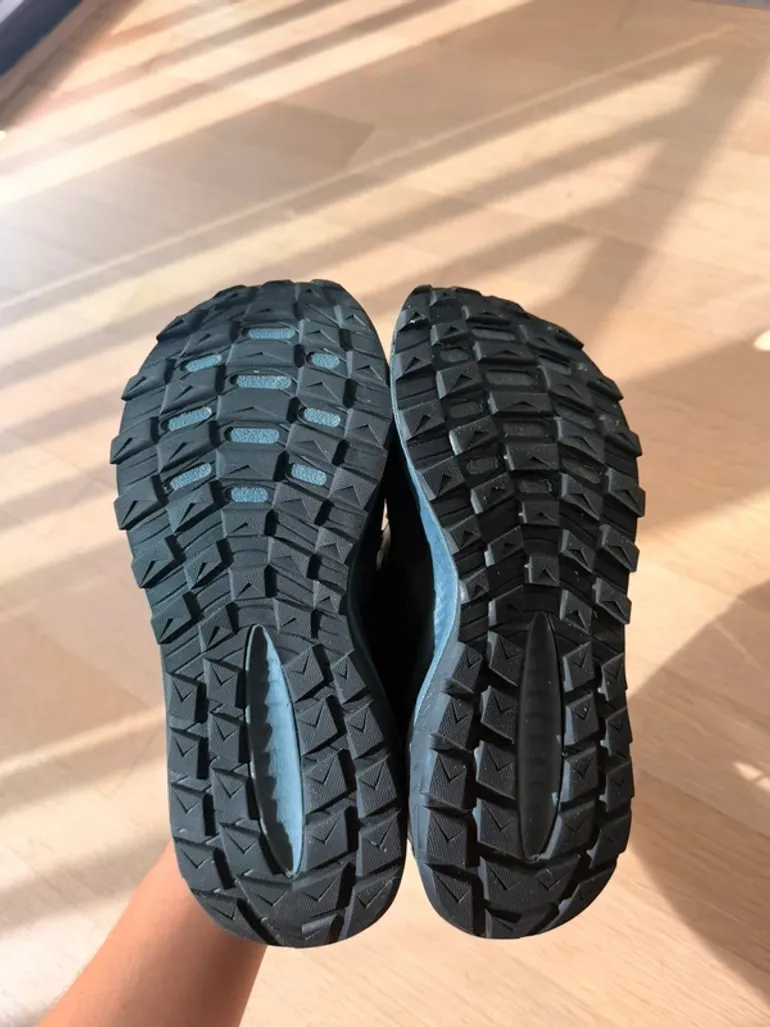 Używany New Balance Nitrel Gore-Tex bike — zdjęcie 3 z 8