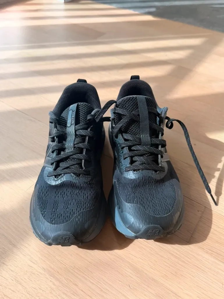 Używany New Balance Nitrel Gore-Tex bike — zdjęcie 2 z 8