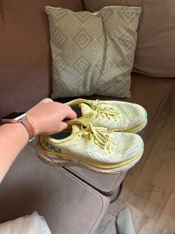 Autre Hoka Laufschuhe bike d'occasion — image 6 sur 10