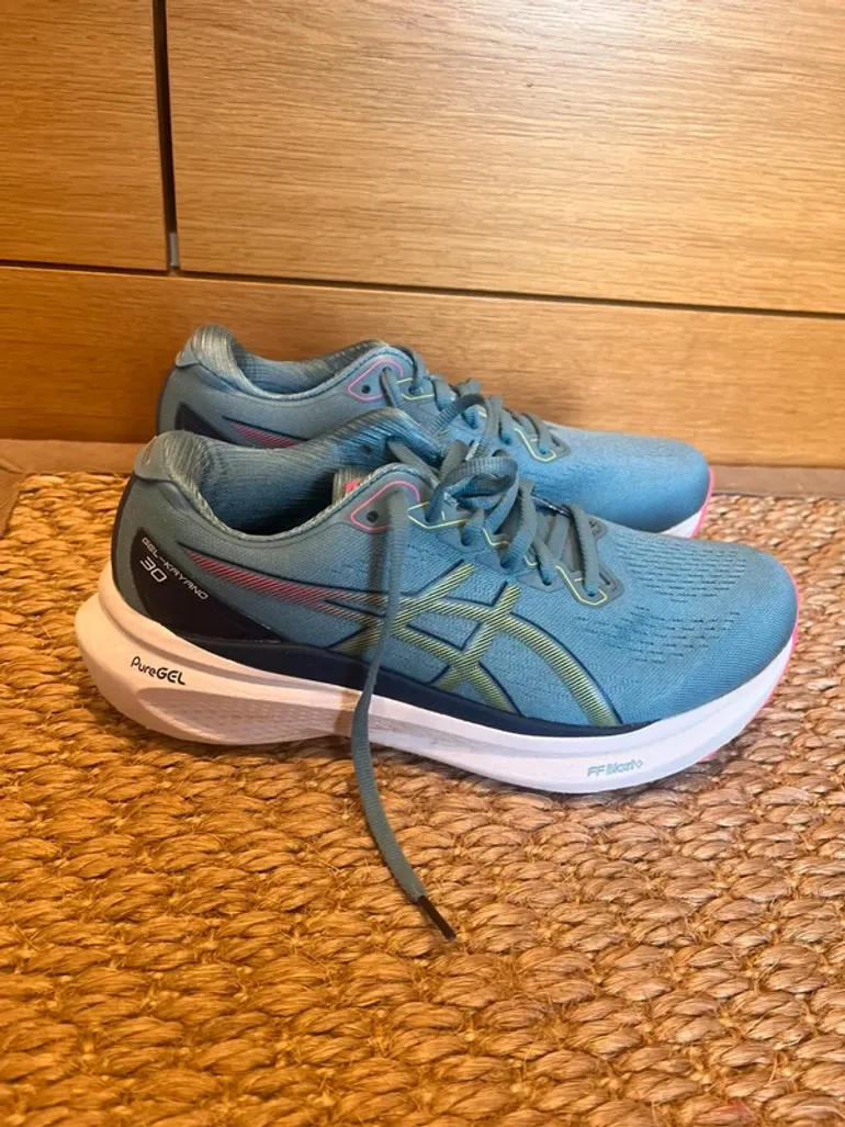 Asics Laufschuhe bike d'occasion — image 2 sur 7