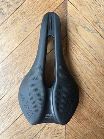 Brugt Selle Italia Novus Boost Evo Superflow 2026 Saddles & Seatposts