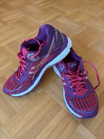 Asics Gel-Luminus Running Shoes usato