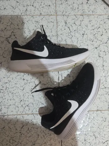 Nike Laufschuhe Running Shoes usato