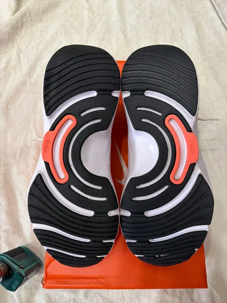 Premium Nike In-Season TR 13 bike d'occasion — image 12 sur 15