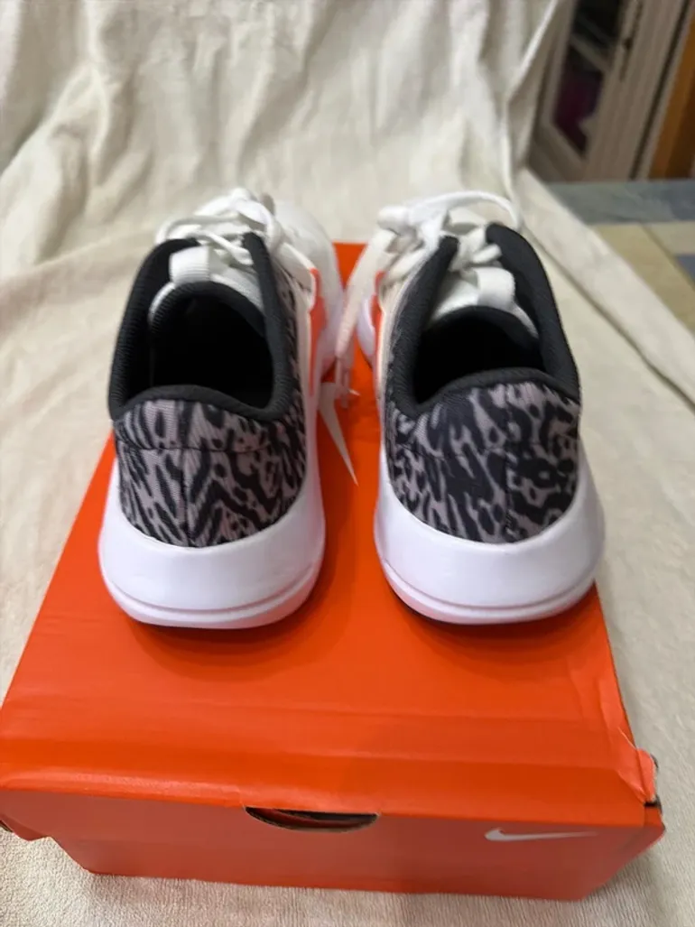 Premium Nike In-Season TR 13 bike d'occasion — image 7 sur 15