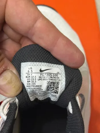 Premium Nike In-Season TR 13 bike d'occasion — image 14 sur 15