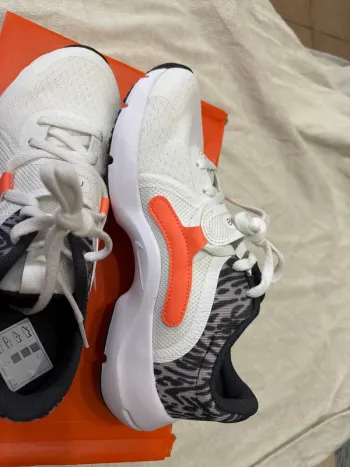 Premium Nike In-Season TR 13 bike d'occasion — image 9 sur 15