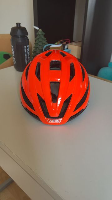 Used ABUS Stormchaser Helmet 2024 bike — image 2 of 5