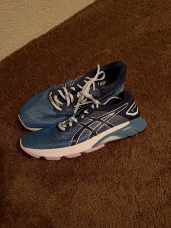 Asics GT-4000 Running Shoes usato
