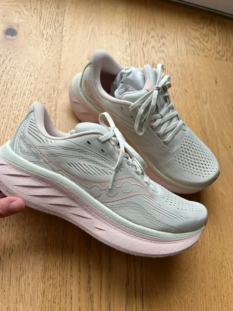 Używany Saucony Ride 18 bike — zdjęcie 3 z 7