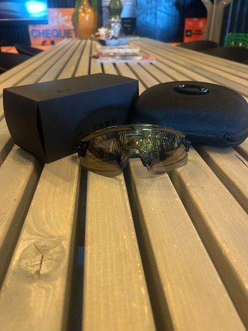 Used Oakley Encoder 2026 bike — image 2 of 5