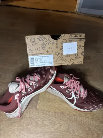 Pegasus Trail 4 Running Shoes usato