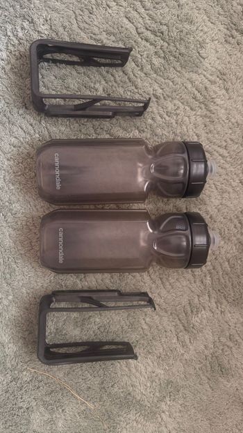Brugt Cannondale Gripper Aero & ReGrip Aero 600ml Bottle and Cage 2026 Cycling Accessories