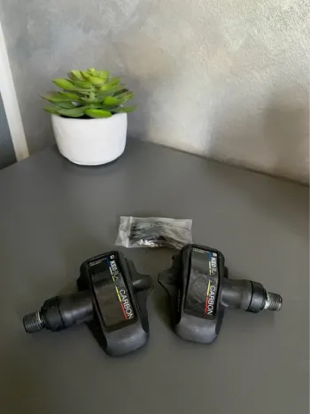 Used Look Keo Blade Carbon Drivetrain & Pedals