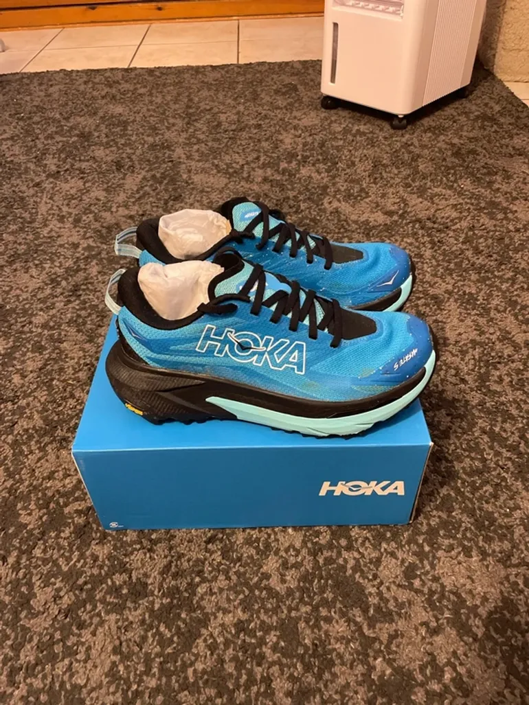 Hoka Mafate 5 bike d'occasion — image 3 sur 4