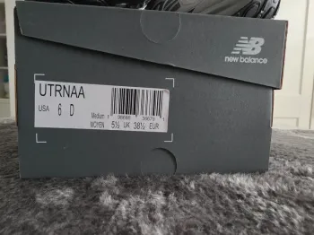 New Balance UTRNAA bike usato — immagine 12 di 14
