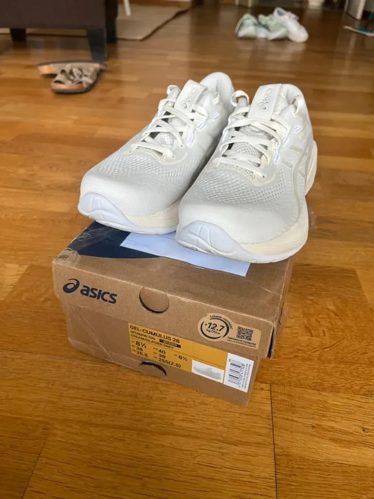 Asics Gel Cumulus 28 bike de segunda mano — imagen 2 de 4