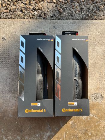 Brugt Continental Grand Prix 5000 Tyres & Tubes