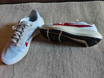 Gebrauchtes Nike Schoenen Running Shoes