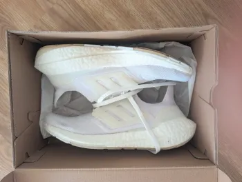 Gebrauchtes Adidas Ultraboost 22 Running Shoes