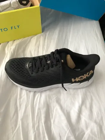 Hoka Shoes bike usato — immagine 7 di 12