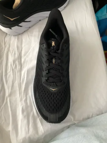 Hoka Shoes bike usato — immagine 3 di 12