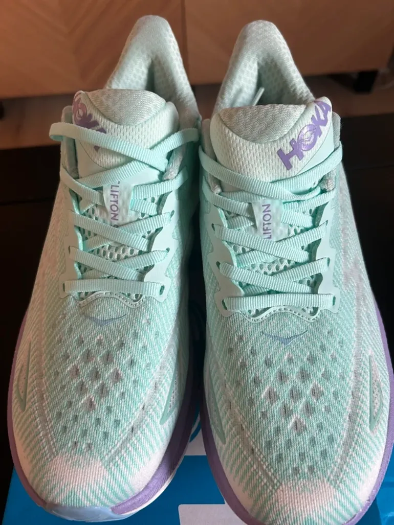Used Hoka Clifton 9 bike — image 2 of 5