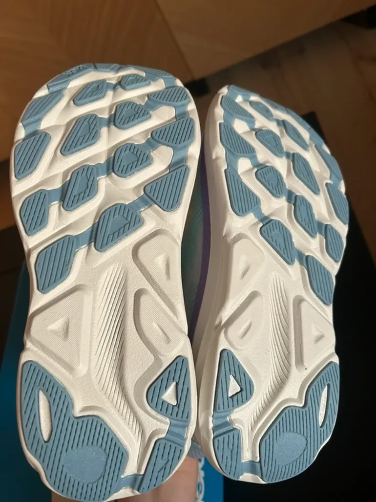 Used Hoka Clifton 9 bike — image 5 of 5