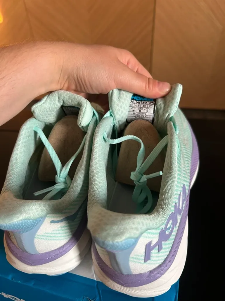 Used Hoka Clifton 9 bike — image 4 of 5