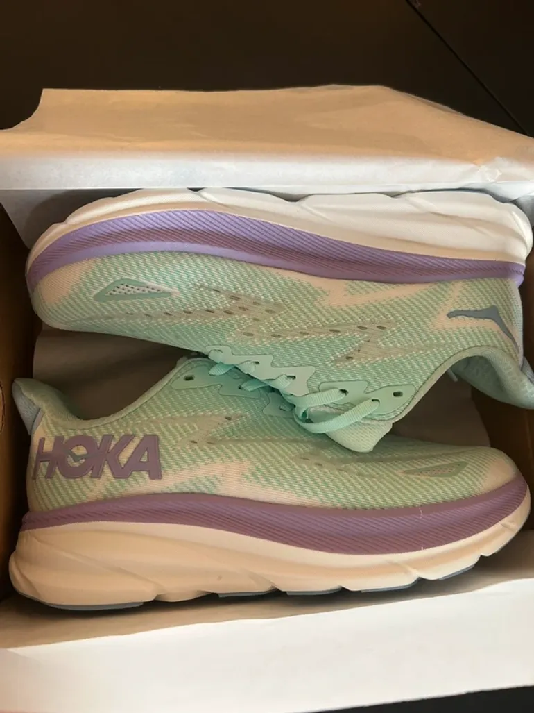 Used Hoka Clifton 9 bike — image 3 of 5