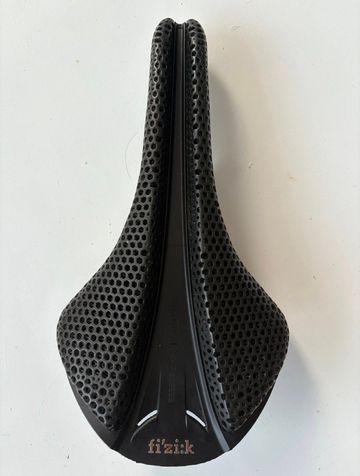Used Fizik Antares Versus Evo Adaptive Saddles & Seatposts