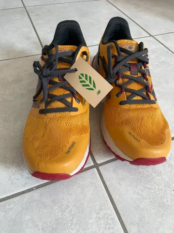 Używany New Balance Fresh Foam X Hierro Running Shoes