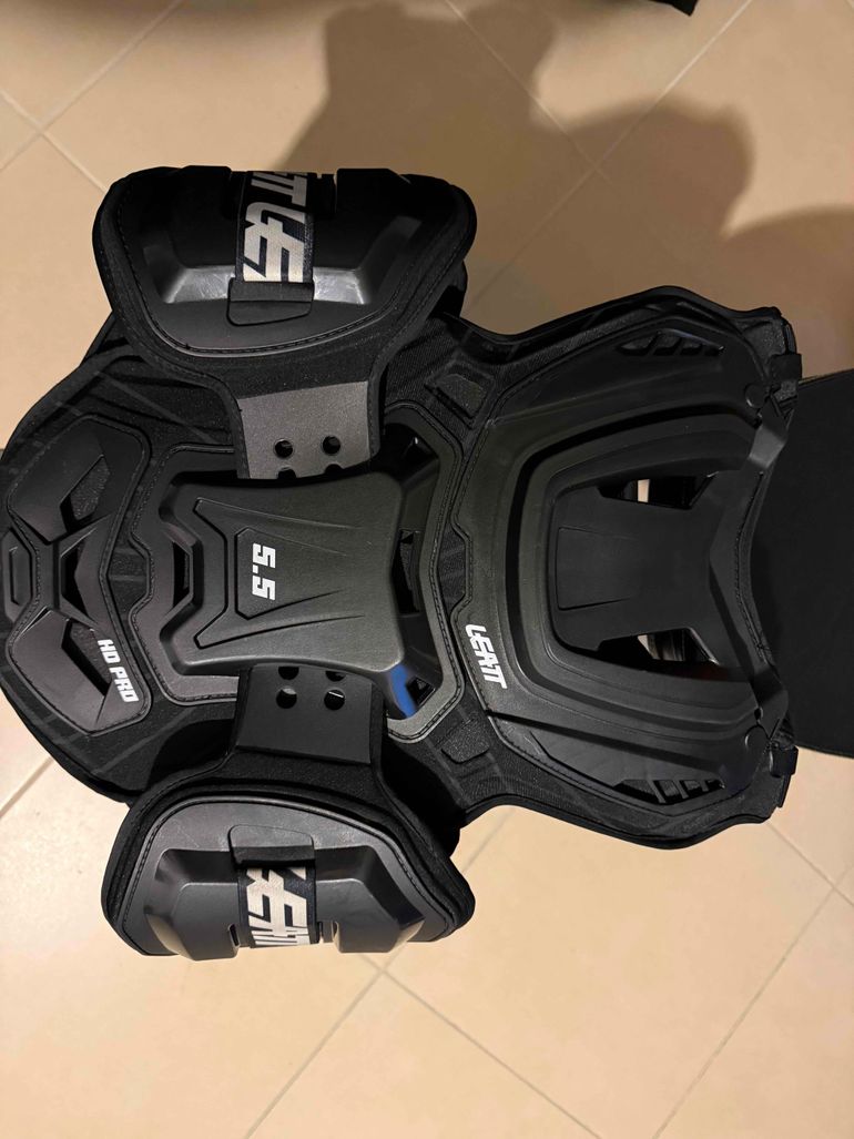 Brugt LEATT Body Protector 5.5 HD Pro 2025 bike — billede 3 af 3