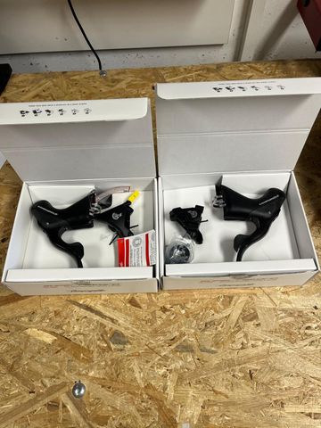 Campagnolo Super Record DB 12s Shifters 2019 Drivetrain & Pedals usato