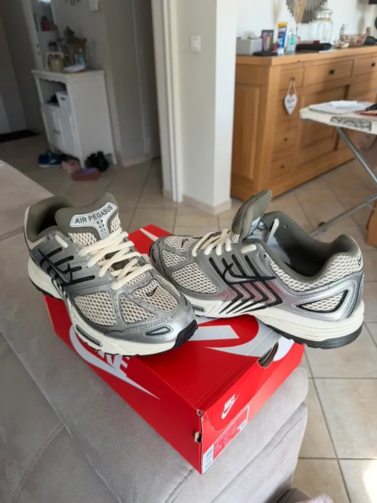 Nike Air Pégasus bike usato — immagine 6 di 8