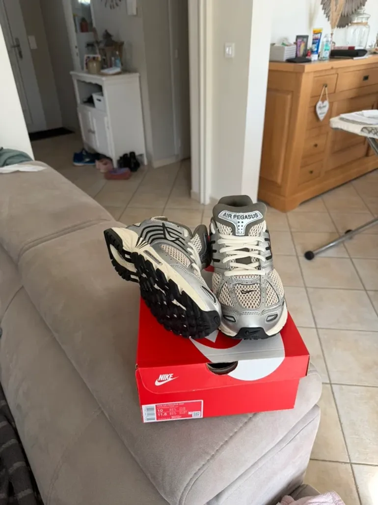 Nike Air Pégasus bike usato — immagine 3 di 8