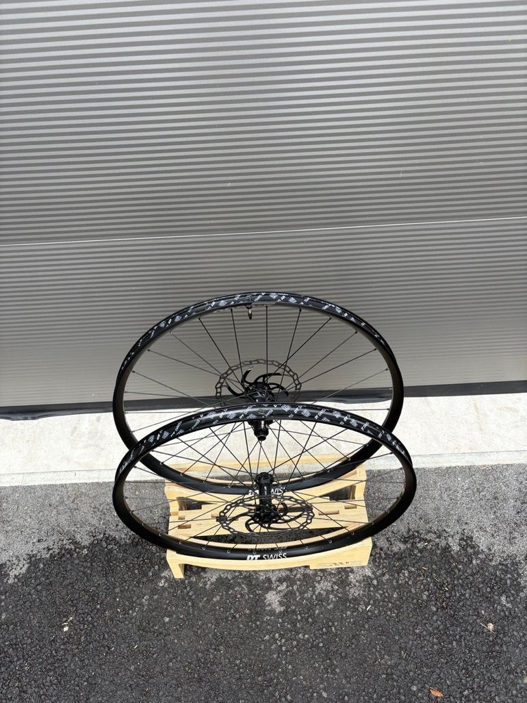 Brugt Dt Swiss M1900 Wheels 2025 bike — billede 2 af 6