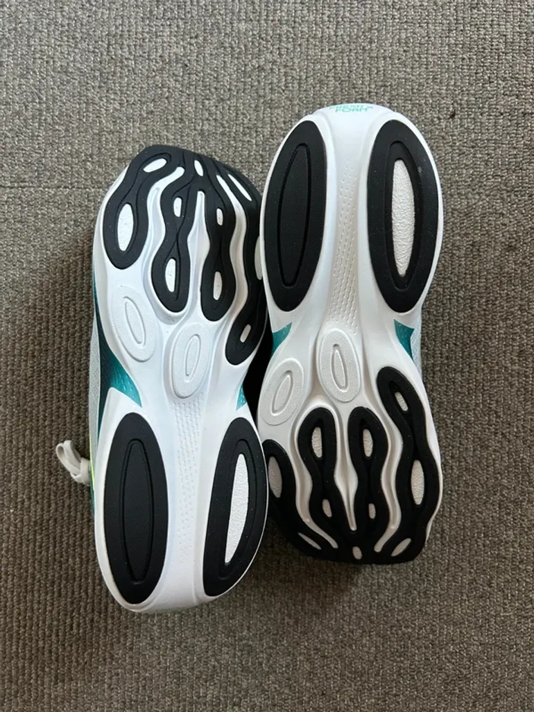 Tweedehands New Balance Ellipse v1 bike — afbeelding 2 van 6