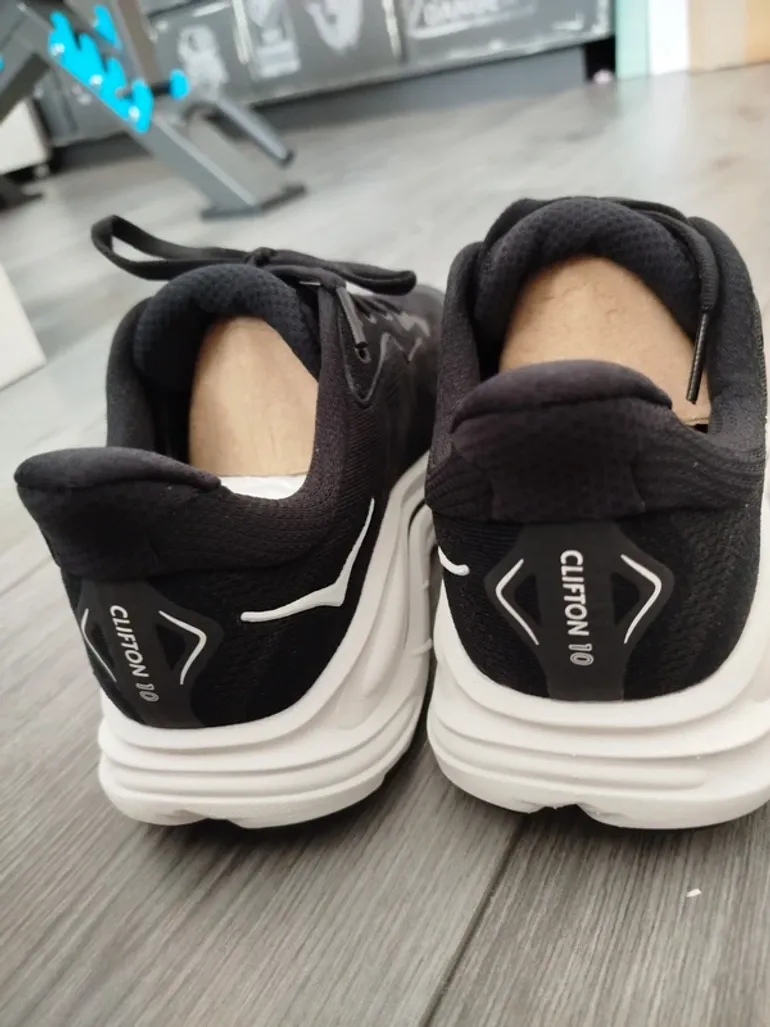Used Hoka Clifton 10 bike — image 4 of 6