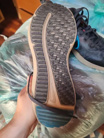 Altra Nike Downshifter 12 bike d'occasion — image 6 sur 10