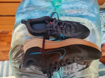 Altra Nike Downshifter 12 bike d'occasion — image 3 sur 10