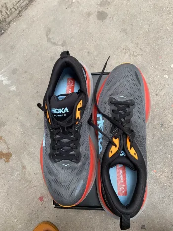 Hoka Bondi 8 Running Shoes de segunda mano