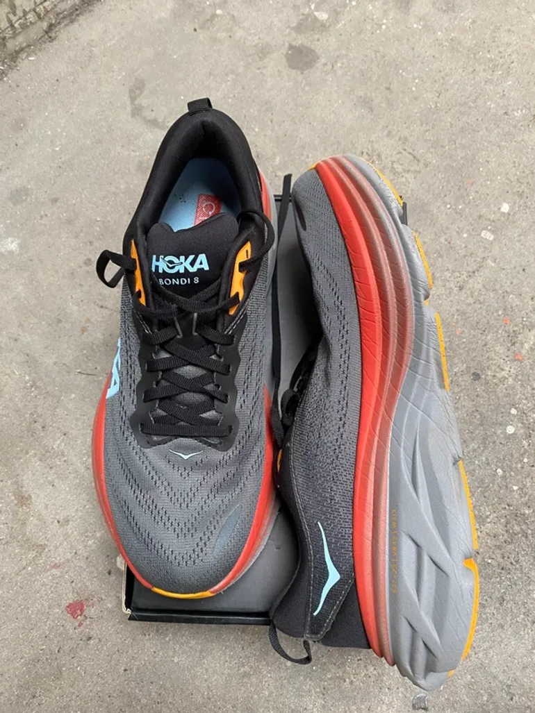 Hoka Bondi 8 bike usato — immagine 2 di 6