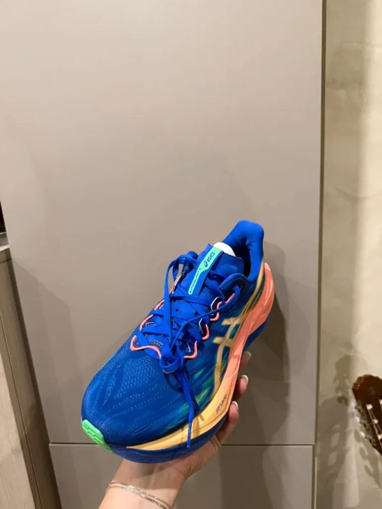 Tweedehands Asics Superblast 3 bike — afbeelding 3 van 7