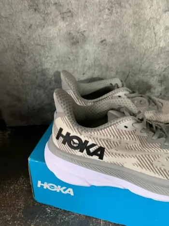 Gebrauchtes Hoka Shoes size 44 bike — Bild 4 von 6