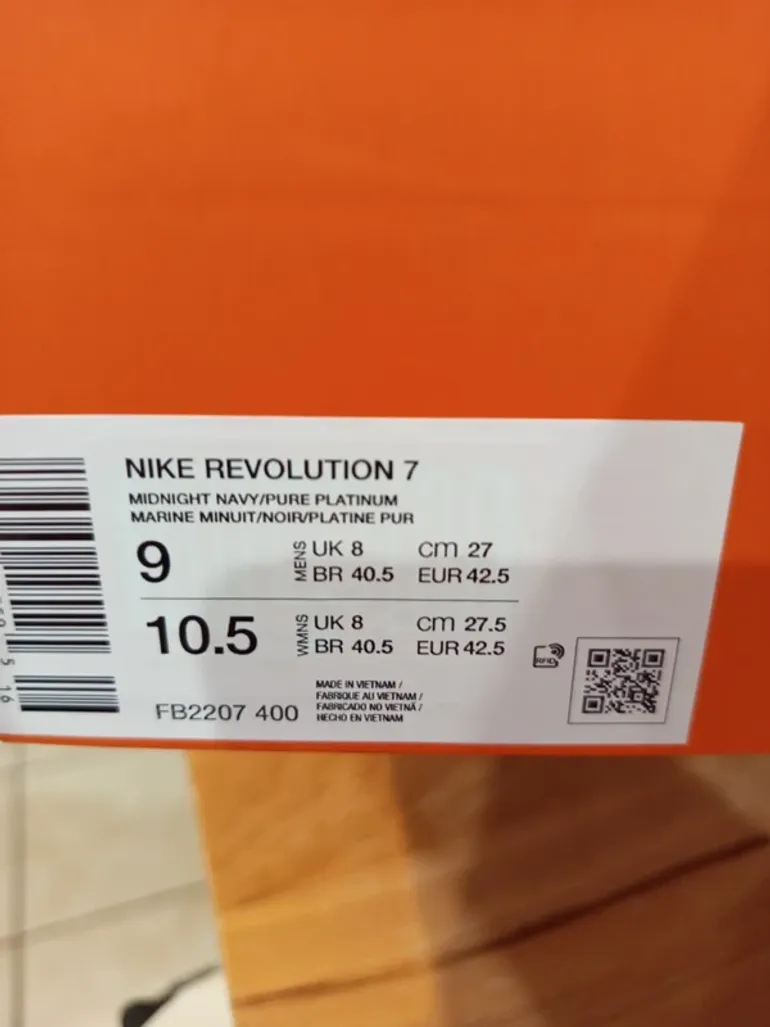 Nike Revolution 7 bike d'occasion — image 3 sur 4